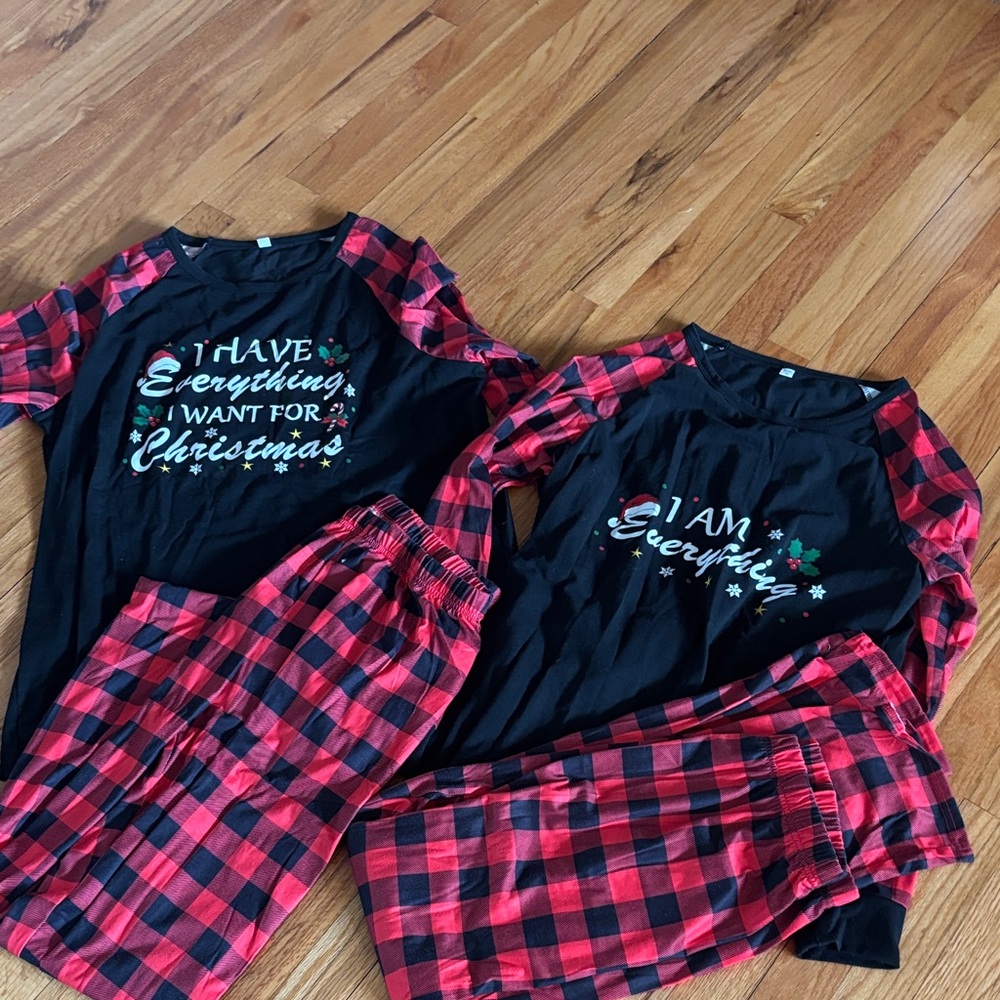 Men’s and women’s Christmas sleepwear